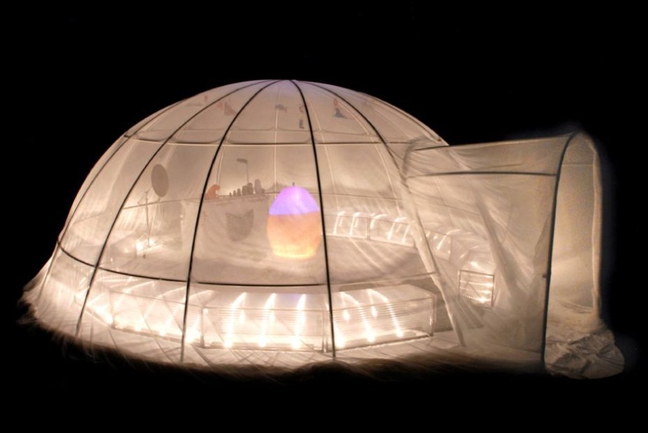 "Ploùm" Un baby-show dans un igloo !